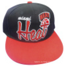 Gorra de béisbol con pico plano 17